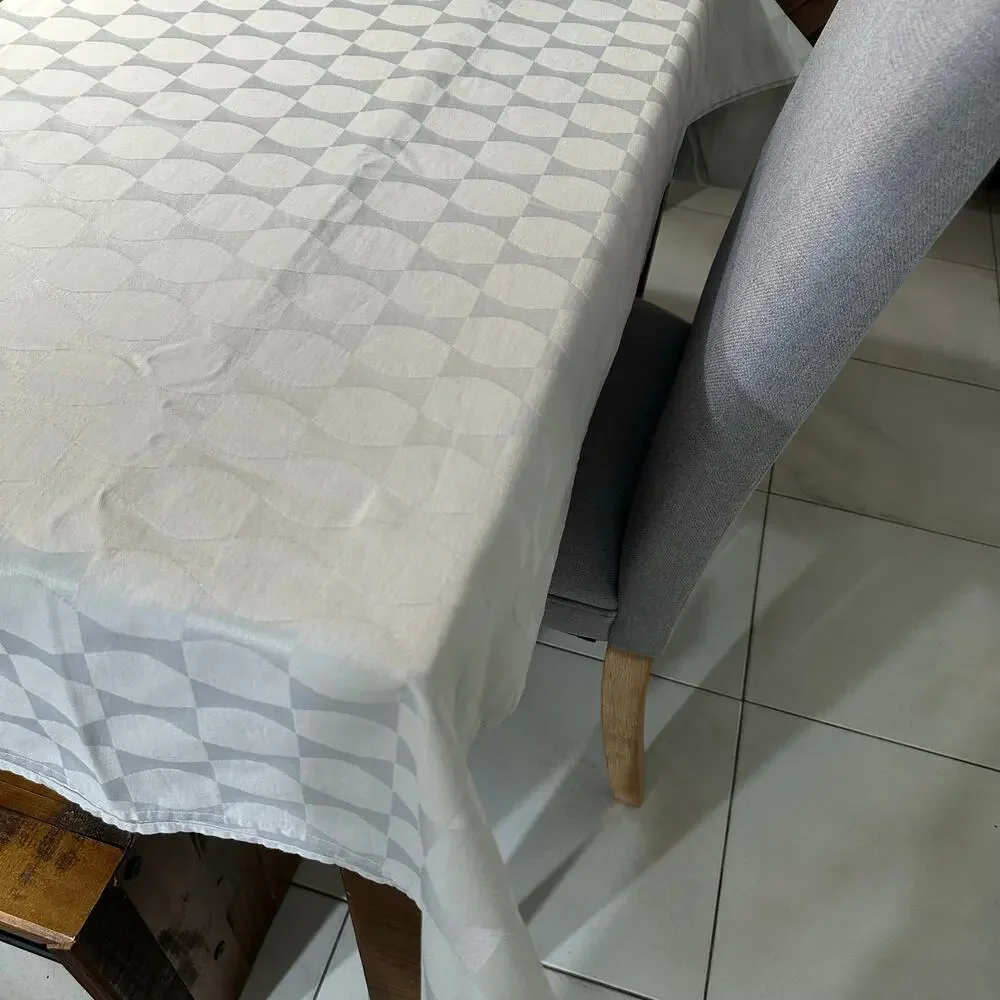 Kate Spade NY Rectangle Mosaic Sateen Matelassé Light Gray Tablecloth 58x112